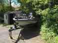 125hp 18 Trophy Bass Boat 1988 Force Ski Fishing Bayliner