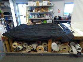 127775008 Chaparral 20 230 / 250 24 Ssi 237 Ssx Ft20 4 Bow Bimini Top And Boot Black Boat