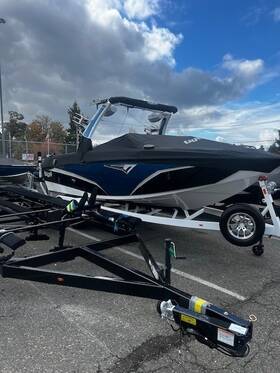 B5060a Commercial Sewing Tige Z1 Boat Cover