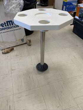 5601331 Detmar Boat Table Octagon With Base And Leg