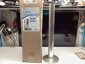 75534 Garelick Attwood Seat Base Pedestal Stanchion Ribbed Swivels Boat New