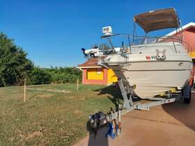 249gs Glastron Cabin Cruiser