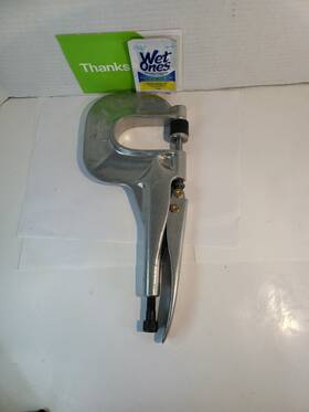 Hoover 188323125684 Press N Snap Tool Professional Sets Button Snaps Grommets. Open Box Item