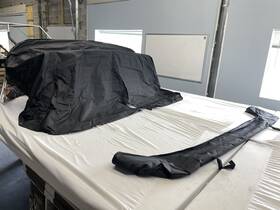 120651231 Larson 210 / 230 Lxh Bimini Top Black 2019-2020 Marine Boat