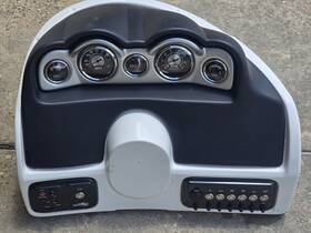 64246218964 Nauticstar 243dc Console