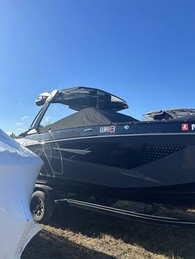 140-90097 Scarab 2024 Jet Boat Cockpit Cover