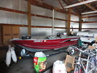 Super Guide V-14 Tracker Boat