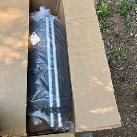 122814231 Taylor Made New 2021 Regal 2400 Ls4 Black Mooring Cover. 9901-aj