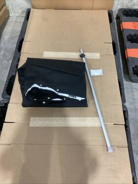 133576008 Taylor Made Chaparral 10.05643 267 Ssx Surf W Arch Bow Cover - Black Out Of Box / Nos