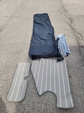 45754.1-1 Tumacs Manitou Pontoon Cover