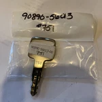 Yamaha Oem 0/M Key Used (751) 90890-56013 (R3279-140D). Fixed Price $6.00.