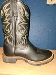 Ariat Men's 39901 Black Right Boot Only 10D. Fixed Price $30.00.