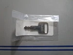 *new Oem* 0810 Yamaha 372 Key 90890-55869. Fixed Price $8.28.